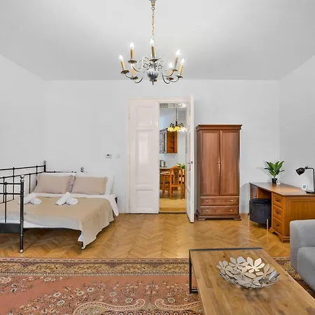 Historical Centrum Escape - Culture & Life Apartment